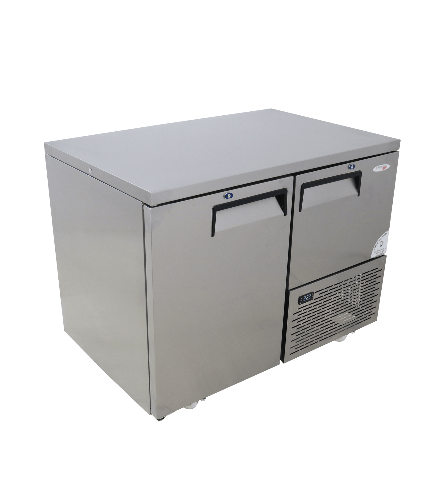 FRIDGE STAR UNDER BAR FRIDGE S/S EXTERIOR 1 AND HALF SWING SOLID DOORS INCL
CASTORS AND EMS - FLAT TOP - Catering