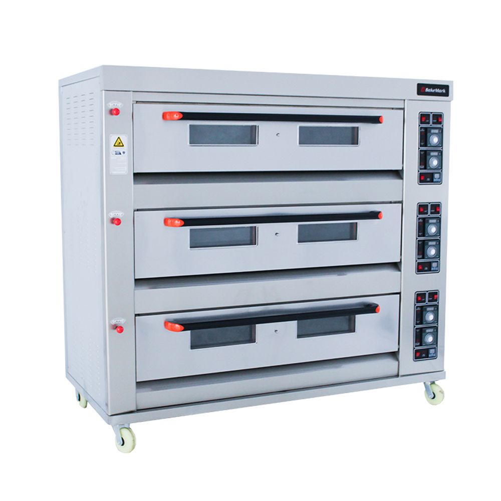Triple Deck Gas Oven - 3 Trays Per Deck (9) (BAKEMARK)